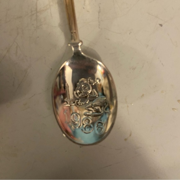 Vintage Christmas silver decorative spoons - embossed bowls - years 1975 - 1986 - Picture 14 of 14